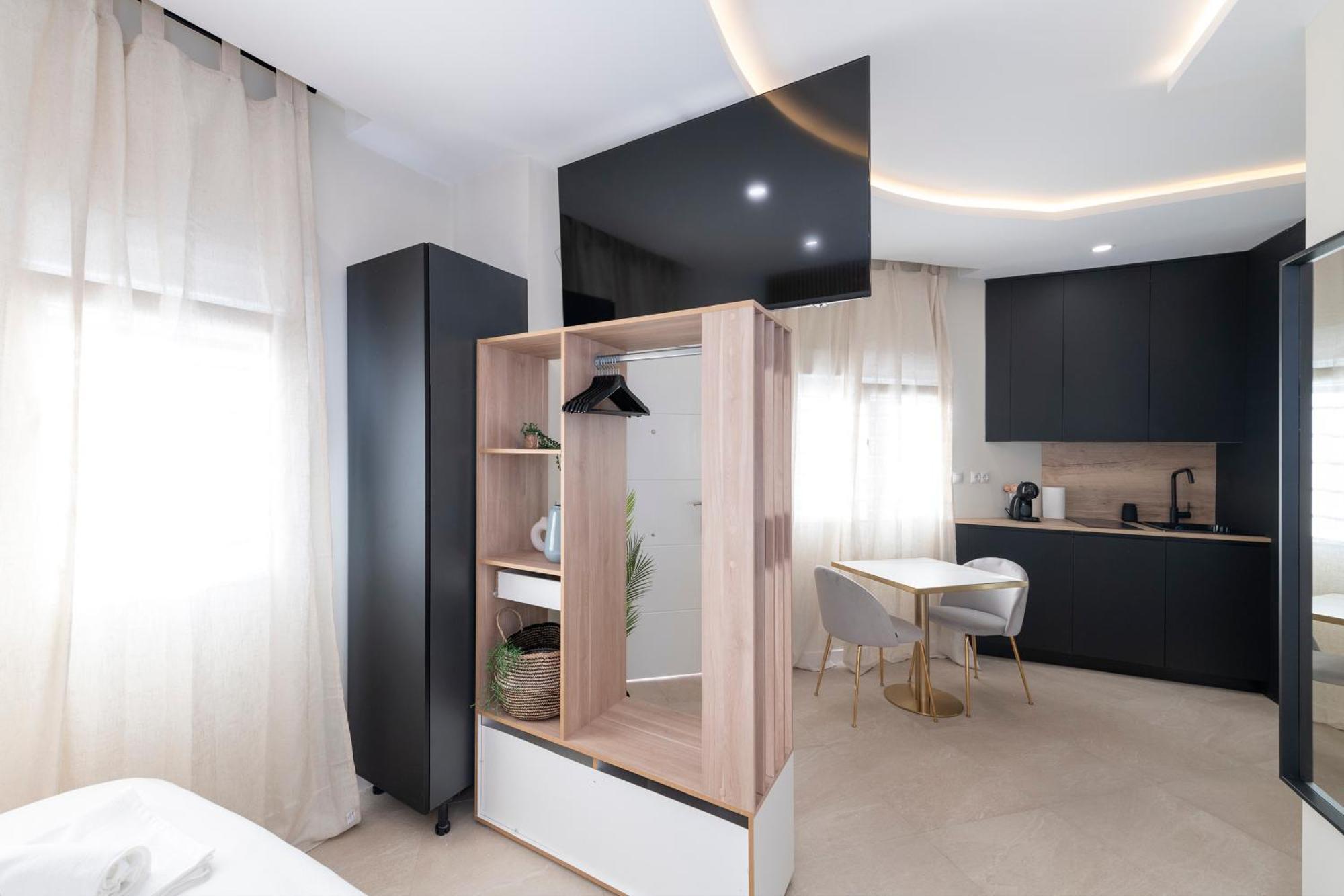 Malaga Boutique V.V Luxury Jacuzzy Apartment Exterior photo