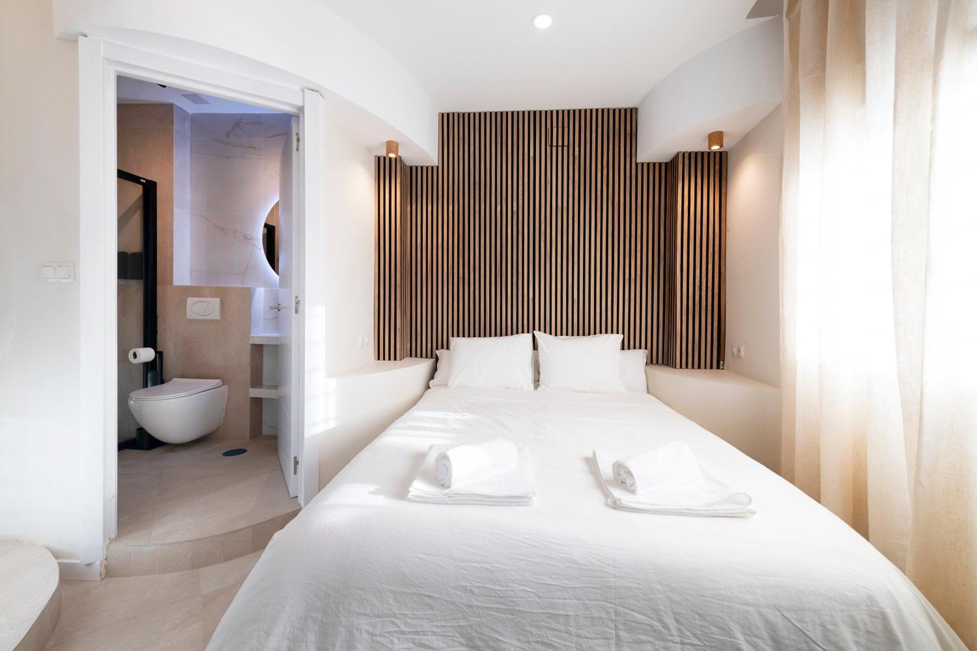 Malaga Boutique V.V Luxury Jacuzzy Apartment Exterior photo