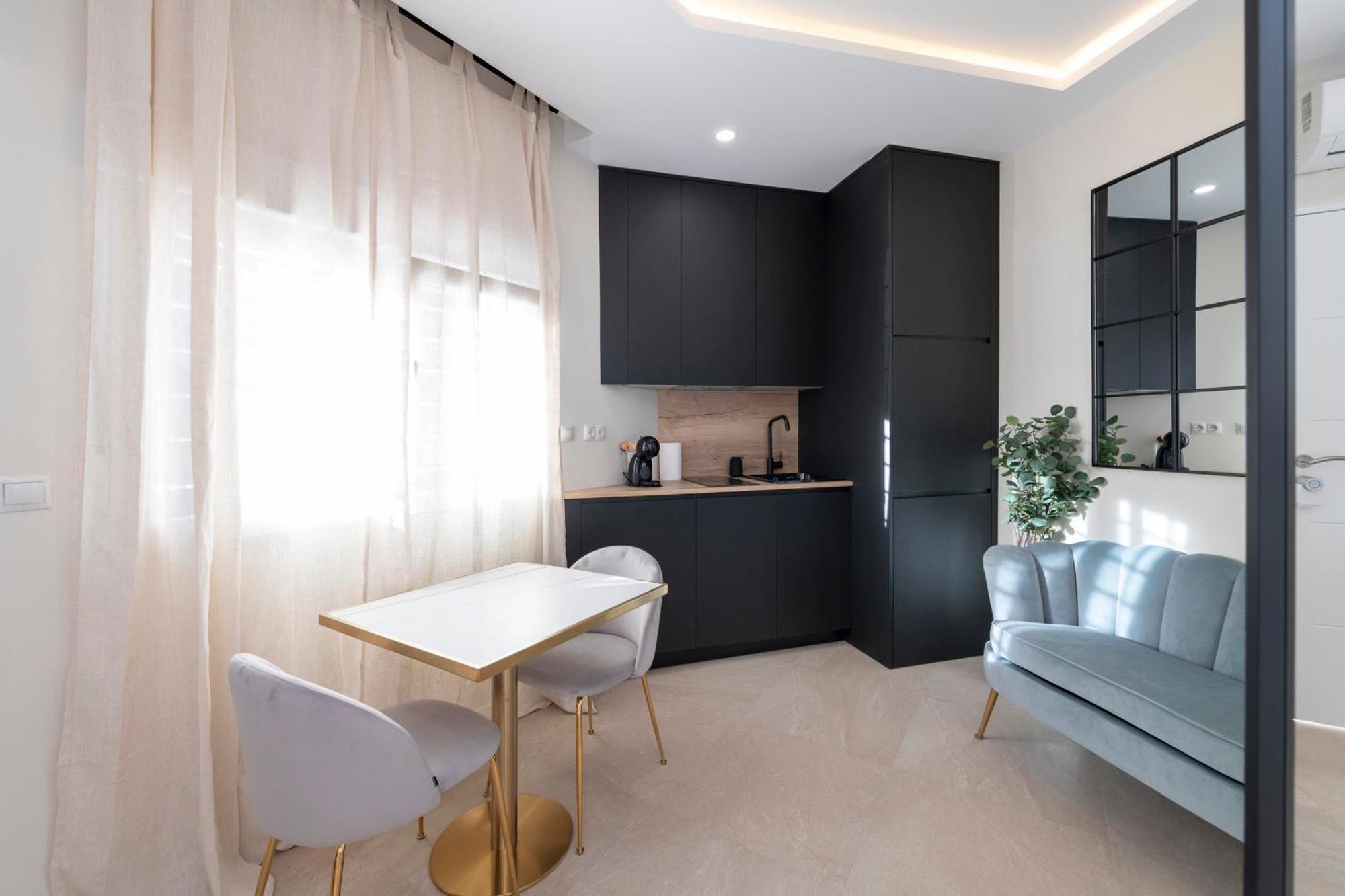 Malaga Boutique V.V Luxury Jacuzzy Apartment Exterior photo